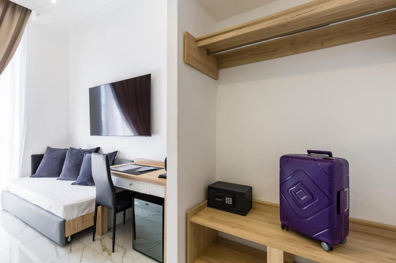 Hotel Sant'Angelo Palace Наполи Екстериор снимка