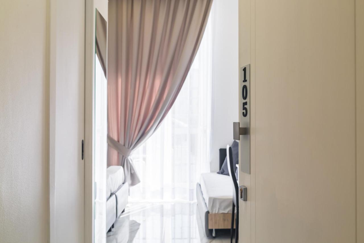 Hotel Sant'Angelo Palace Наполи Екстериор снимка