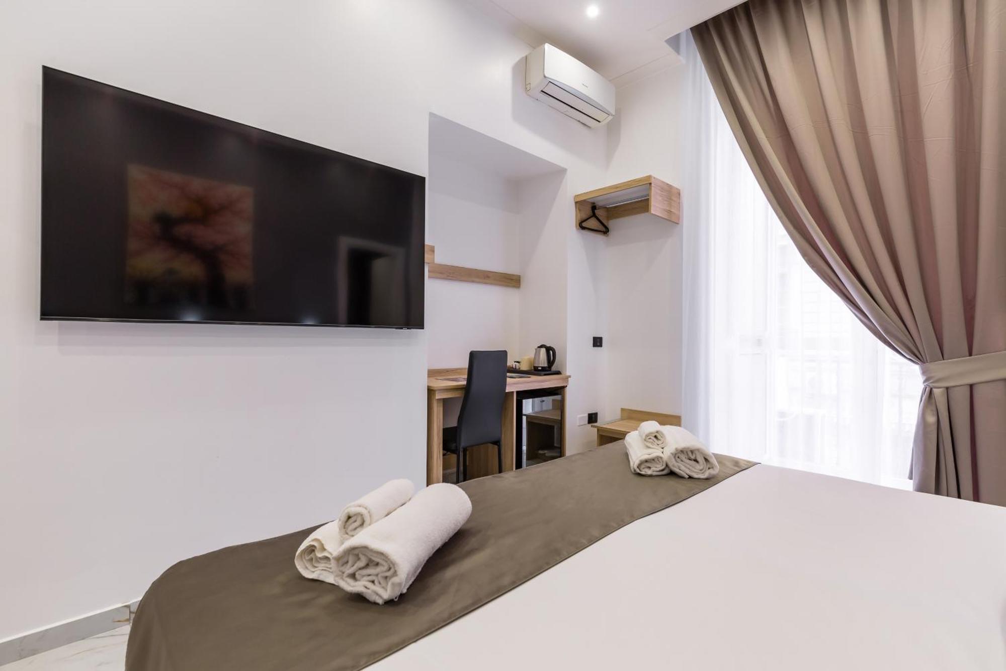 Hotel Sant'Angelo Palace Наполи Екстериор снимка